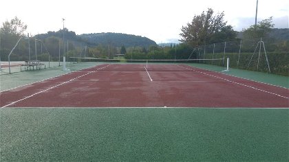 Courts de tennis à Sévérac-le-Château, OFFICE DE TOURISME DE SEVERAC LE CHATEAU