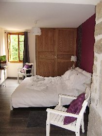 Gîte Eleonore d'Aragon Najac chambre 1, Gîte Menard n°2