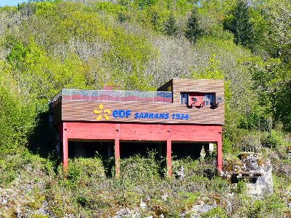 Aire de pique-nique du Belvédère de Sarrans, S. Marty