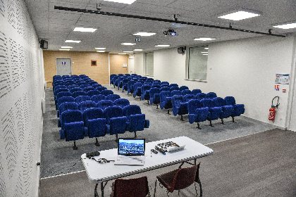 Salle Multimédia de Villefranche de Panat, OFFICE DE TOURISME DE PARELOUP LEVEZOU