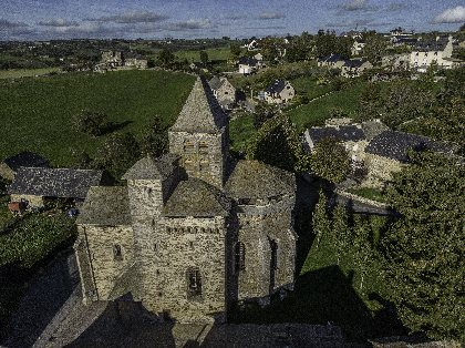 Eglise de Boussac - vue du ciel, Patrice Geniez - OFFICE DE TOURISME PAYS SEGALI