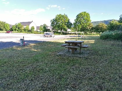 Aire de pique-nique à Laissac, Office de Tourisme des Causses à l'Aubrac