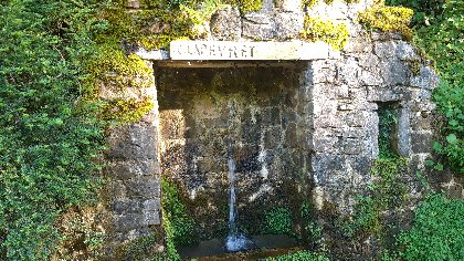 Aire de pique-nique à St Geniez d'Olt, Office de Tourisme des Causses à l'Aubrac