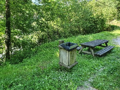 Aire de pique-nique à Pomayrols, Office de Tourisme des Causses à l'Aubrac