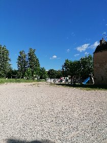 Parking - Terrain de pétanque, Office de Tourisme des Causses à l'Aubrac