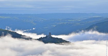 Randonnée : le château de Valon, OFFICE DE TOURISME DU CANTON DE MUR DE BARREZ