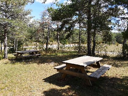 Aire de pique-nique de Roquesaltes, OFFICE DE TOURISME DE MILLAU