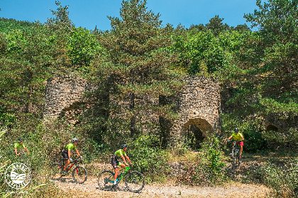 Circuit VTT Les fours à chaux, Virginie Govignon - OFFICE DE TOURISME LARZAC VALLEES
