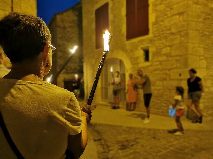 Visites Nocturnes aux flambeaux de Villeneuve , OT Villefranche-Najac