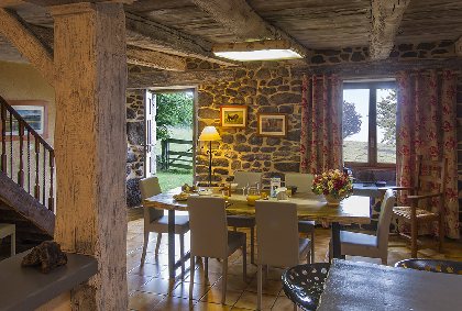 Gîte Le Puech du Serre - La Maison, Office de Tourisme en Aubrac