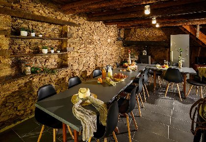 Les Grillons du chapeau, Entre terre et ciel