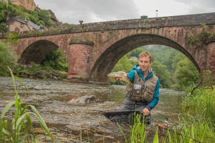 Le Lot à Saint-Laurent-d'Olt, Fédération de pêche de l'Aveyron