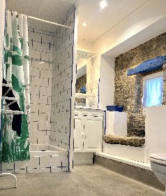 Salle de bain, Le Quins sans Quins