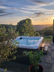 Spa Bahamas 5 personnes, La Grange ô tisanes Conques