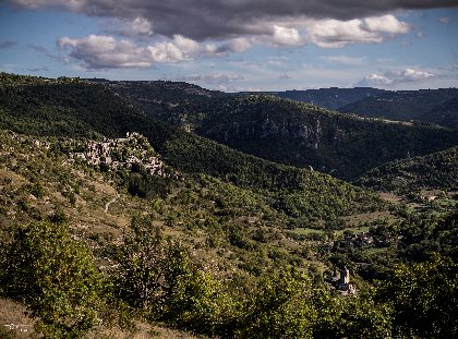 Village perché de Revens, © Greg Alric