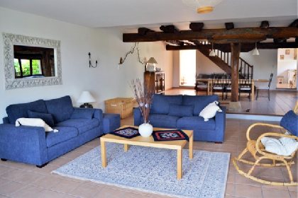 La Colline du Chat perché, Mme Destefanis Antonina