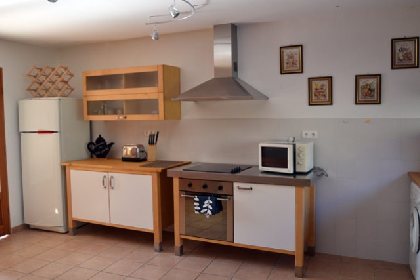 La Colline du Chat perché, Mme Destefanis Antonina