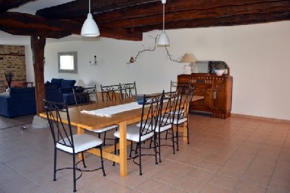 La Colline du Chat perché, Mme Destefanis Antonina