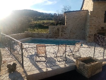 Piscine, Propriétaire du gîte