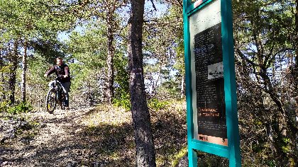 Circuit VTT De la Baraque froide à  Fontvive, OFFICE DE TOURISME LARZAC VALLEES