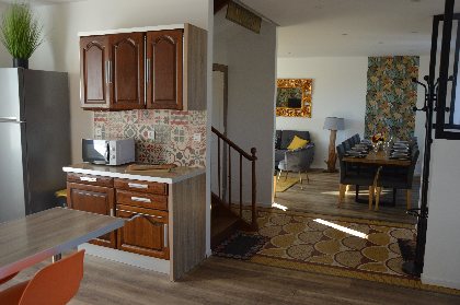 Piece de vie coté table a manger, Jérémy BURGUIERE