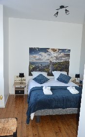 Chambre le Larzac avec lit Bultex 140, Jérémy BURGUIERE