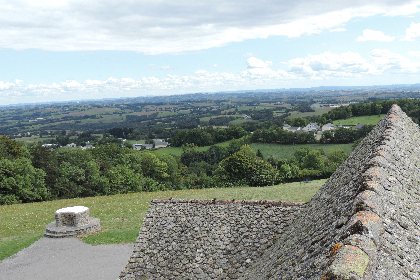 Panorama chapelle de Modulance - circuit entre Bastides et Sauvetés, OFFICE DE TOURISME AVEYRON SEGALA