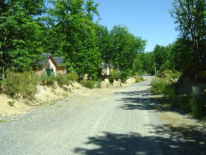 CHEMIN ACCES DE LA MAISON, Quiles Annie