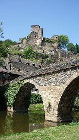 Une partie de l'Ancien Chemin de Saint Jacques de Compostelle, OFFICE DE TOURISME DU PAYS RIGNACOIS