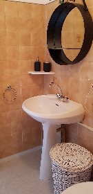 Alexandra Bidaut, Alexandra Bidaut