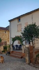 Chez Elie, Chez Elie