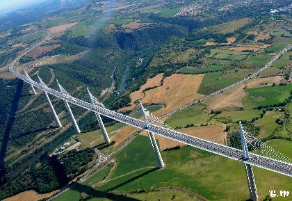 Chez Elie, Chez Elie