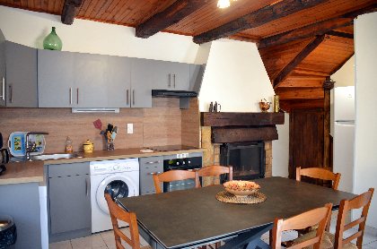 Chez Elie, Chez Elie