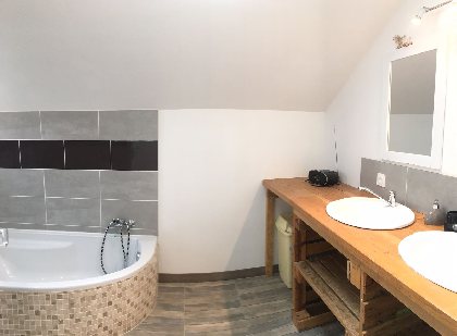 Gite de Ronsignac -  H12G021348, OFFICE DE TOURISME DE PARELOUP LEVEZOU