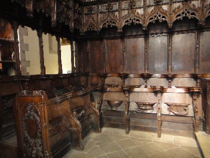 Village, bourg de Salles-Curan, OFFICE DE TOURISME DE PARELOUP LEVEZOU