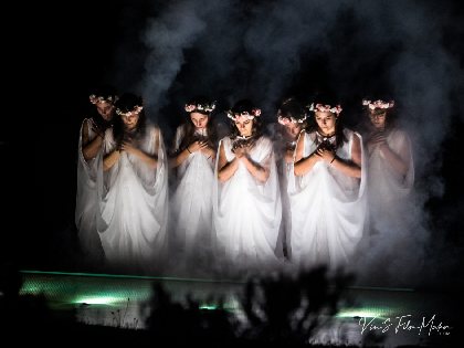 Spectacle son et lumière, Hier Un Village, Hier Un Village