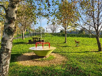 Aire de pique-nique terrain de jeux de Campouriez, OFFICE DE TOURISME CANTONAL DE SAINT AMANS DES COTS