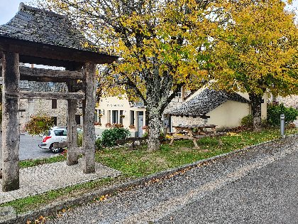 Aire de pique-nique Campouriez, OFFICE DE TOURISME CANTONAL DE SAINT AMANS DES COTS