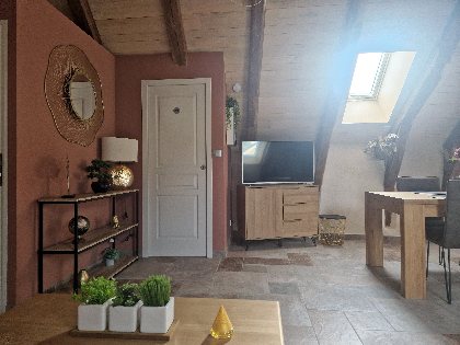 La Grange des oiseaux, Mme Combres - La Grange