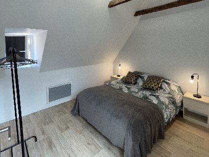 Loge d'Evelyne, Loge d'Evelyne