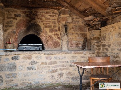 Son four à pain avec la plancha, Propriétaire du gîte