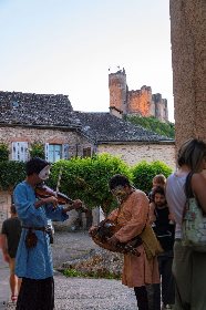 Visite guidée nocturne de Najac accompagnée de musiciens, OT Villefranche-Najac