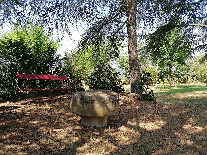 Autre lieu calme du parc pour s'isoler, L'Oustal