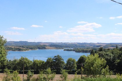 lac près du Gîte 