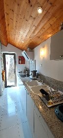 COIN CUISINE AVEC ACCES A LA TERRASSE, La Cazelle