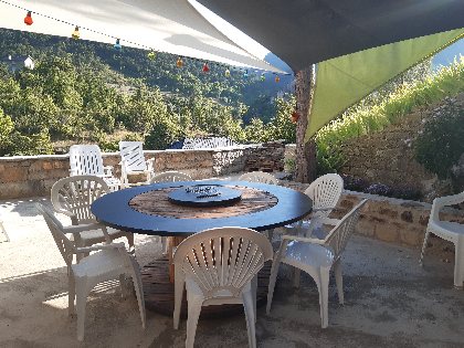 TERRASSE PLEIN SUD AVEC VOILE D'OMBRAGE, La Cazelle