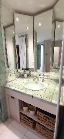 SALLE DE BAIN, La Cazelle