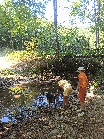 La rivière (circuit de randonnée), Aire de la Combe d'Issart