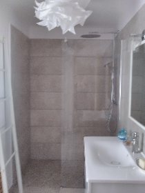 La salle de bains, Les Mirabelles