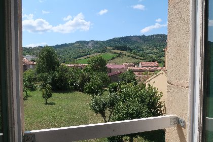 Les Volets Rouges , ROQUEFORT TOURISME